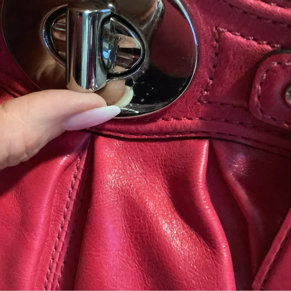 Coach Garnet Leather Turn Lock NWT #G0973-13924 SV/DarkBerry - Picture 2 of 14